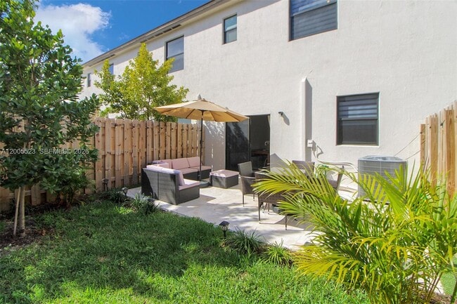 Building Photo - 12866 SW 232nd Ln