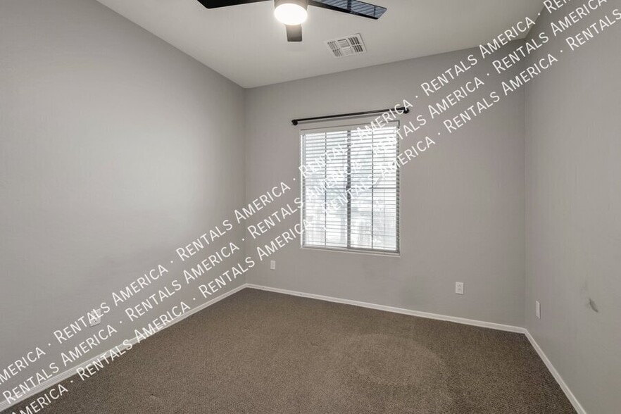 Building Photo - 2263 Pecos Ct