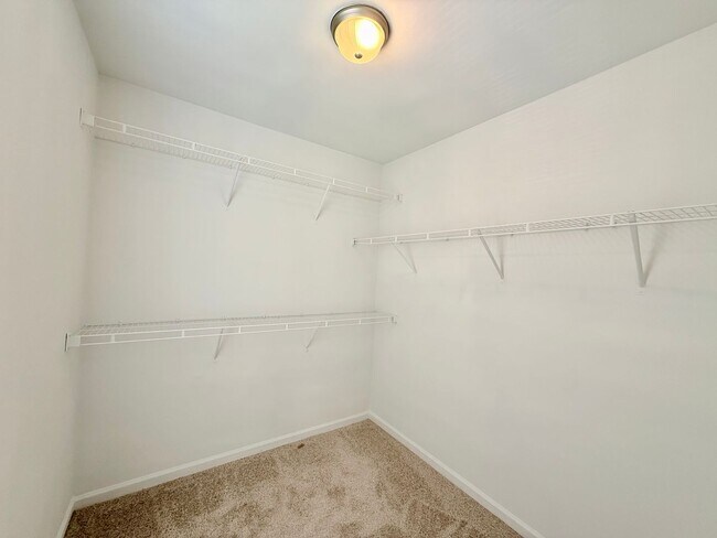 Building Photo - 5420 Henderson Oaks Dr