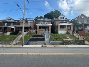 Building Photo - 1409 Brookline Blvd