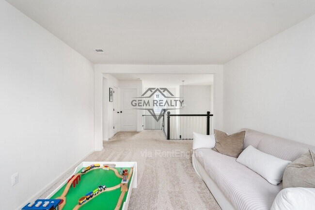 Building Photo - 7812 Bexley Ln