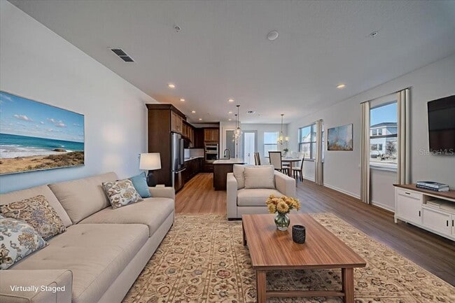 Building Photo - 1850 Falconhurst Ln