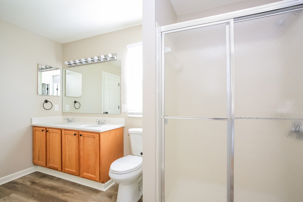 Building Photo - 353 Flat River St