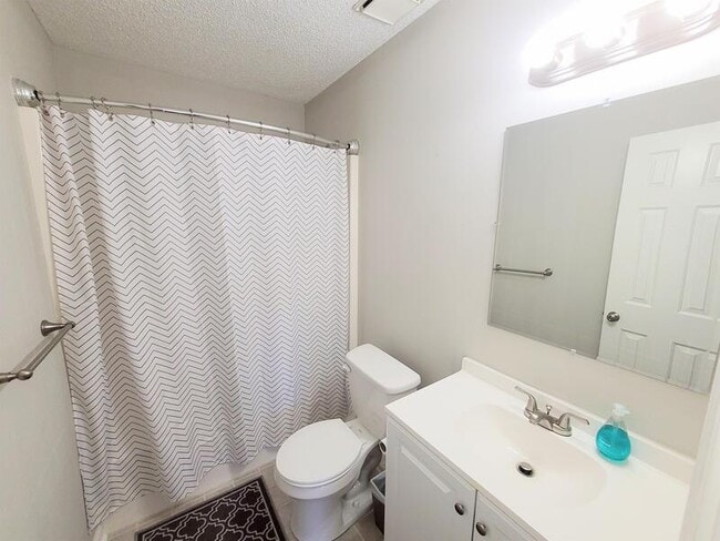 Building Photo - 1288 Nesbitt Dr