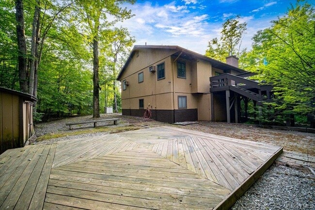 Building Photo - 40 Winterthur Rd