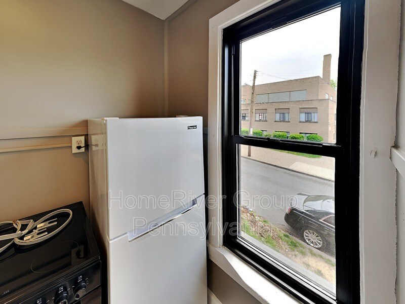 Building Photo - 1802 Chestnut St