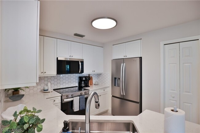 Building Photo - 988 Egrets Run