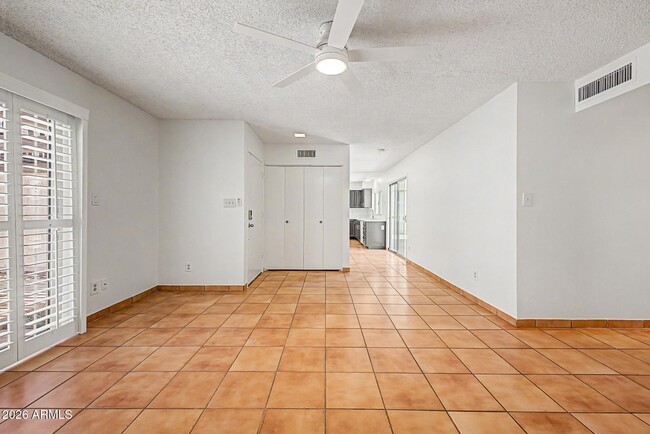 Building Photo - 8689 E Roosevelt Cir