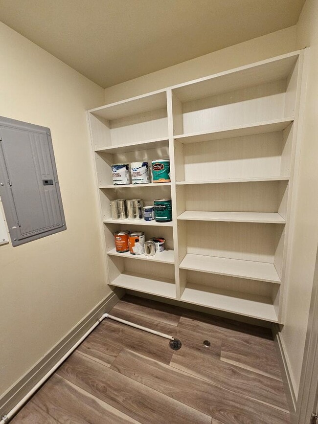 Building Photo - 876 S Lincoln Ave