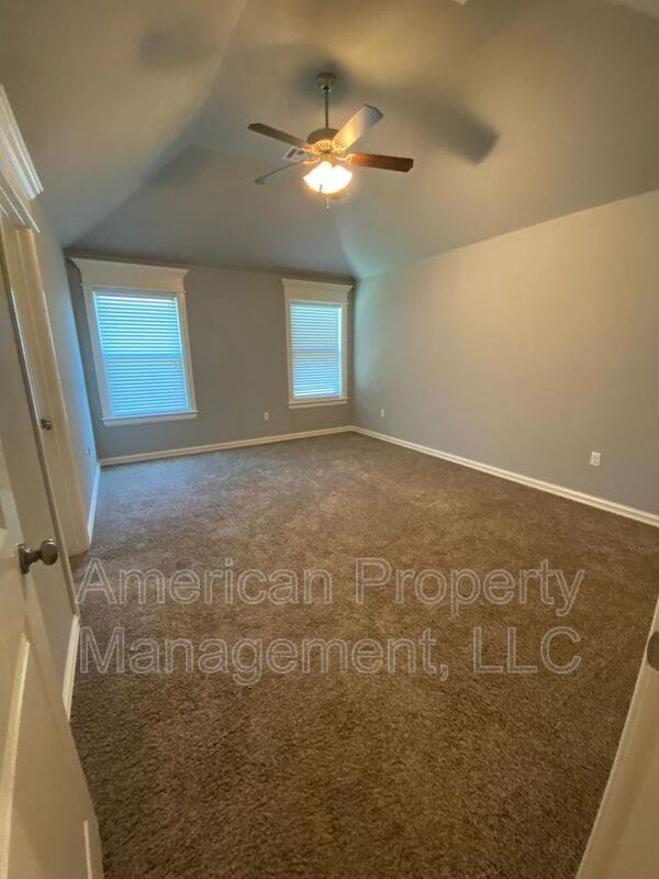 Building Photo - 5312 Charleston Dr