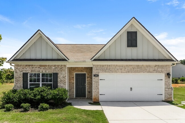 Building Photo - 108 Brook Dr