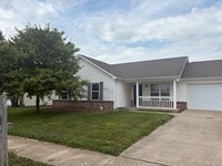 Building Photo - 3 Bd 2 Ba with 2 car garage in West Lafayette