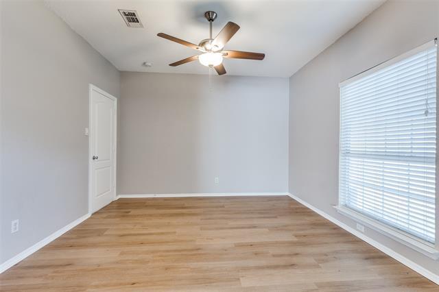 Building Photo - 8159 Kathleen Dr