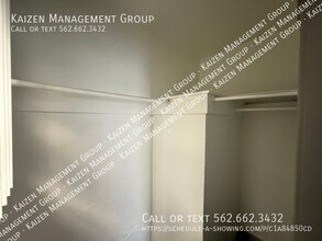 Building Photo - 534 W 14th St