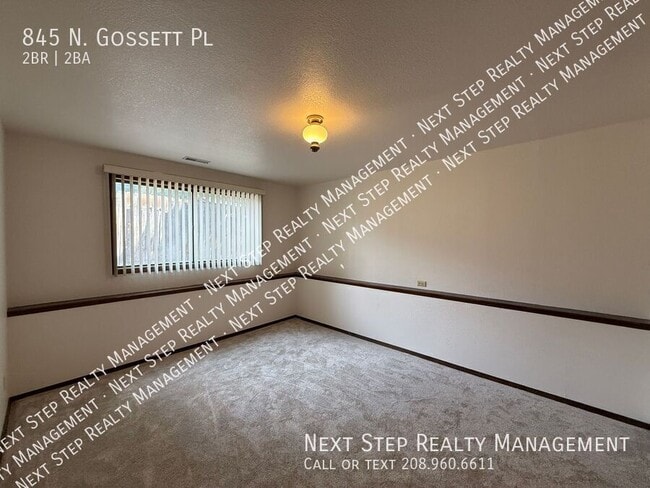 Building Photo - 845 N Gossett Pl