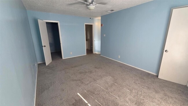 Building Photo - 5200 Lancaster Ct