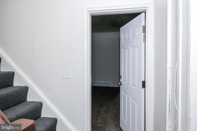 Building Photo - 2420 Greenmount Ave