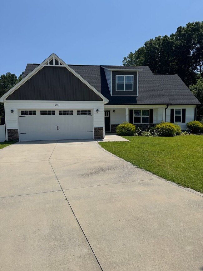 Building Photo - Ranch Holly Ridge Home Available Now!