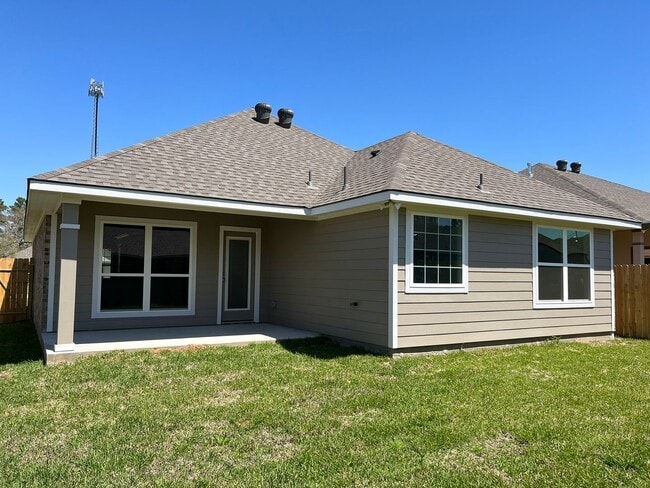 Building Photo - 3/2/2  in the beautiful  gated community of Point Aquarius WISD