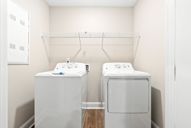 Building Photo - 1ST MONTH FREE!!