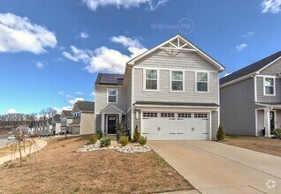 Building Photo - Stunning 4BD/2.5BTH 2-Story Single Family ...