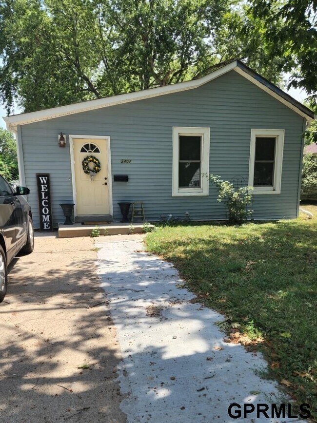 Primary Photo - 2407 Jefferson St