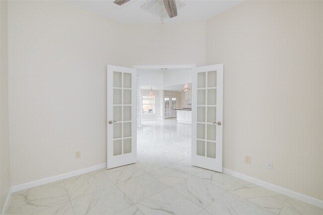 Building Photo - 4427 Waterfall Way