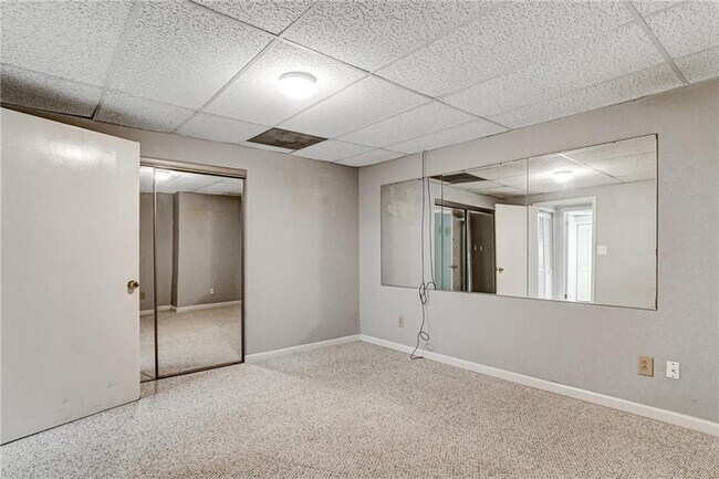 Building Photo - 510 Jacaranda Ct