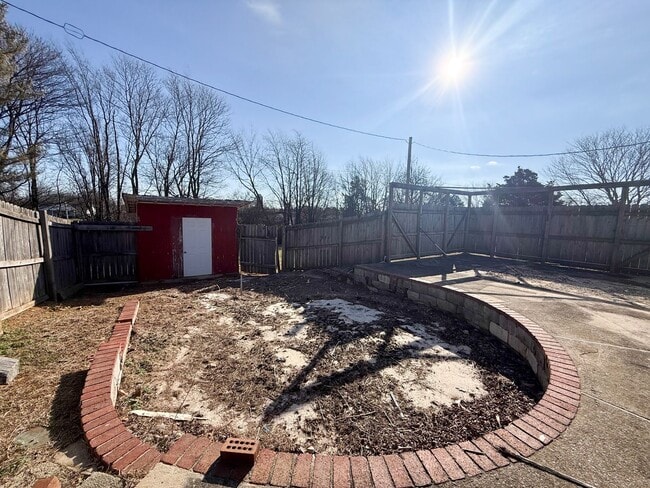 Building Photo - Spacious 3 Bedroom Home with Limited-Time $500 Move-In Special