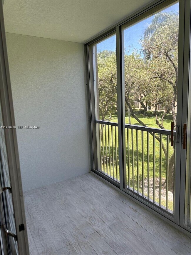 Building Photo - 1200 SW 124th Terrace