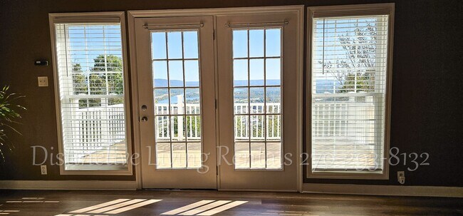 Building Photo - Stunning River & Mountain Views in South Pittsburg, Tennessee