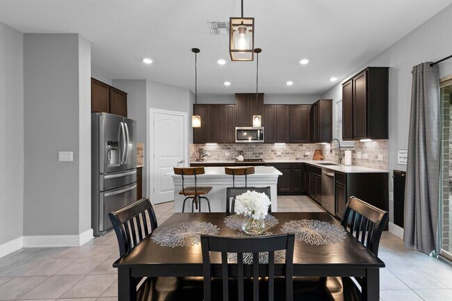 Building Photo - 7813 Peccary Dr