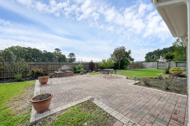 Building Photo - 2007 Louetta Brook Ct