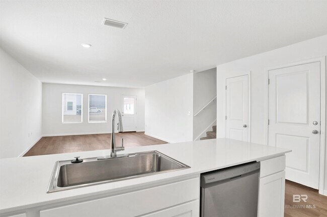Building Photo - 15417 Furlong Lp