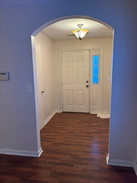 Building Photo - 13753 Harvest Glen Way