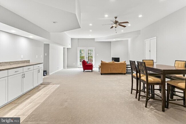 Building Photo - 1300 Pinstripe Ct
