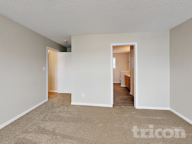 Building Photo - 1460 Egret Ln
