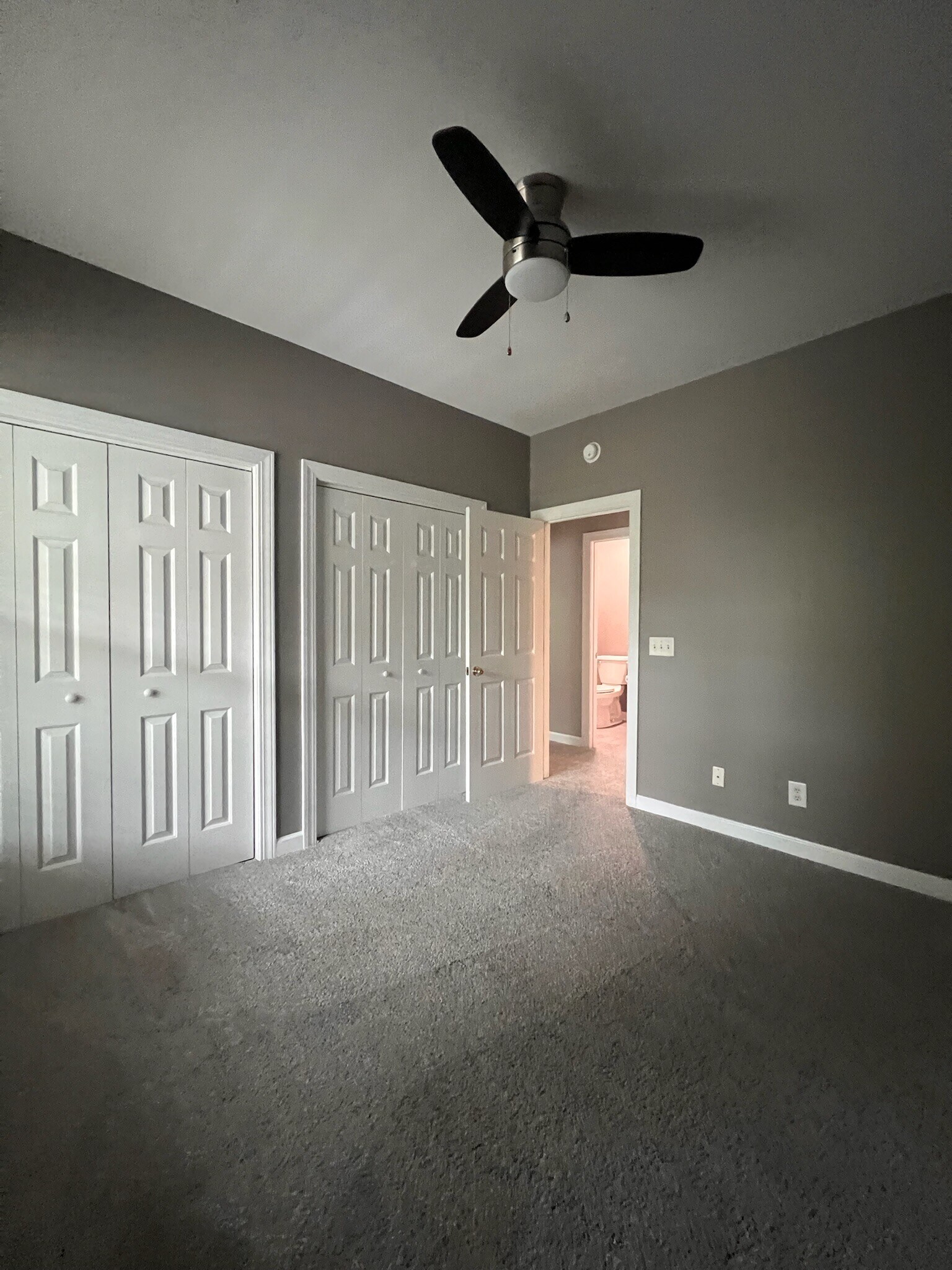 Building Photo - 101 Golf View Ln