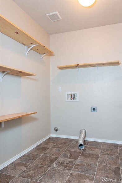 Laundry Room - 7730 181st Street East