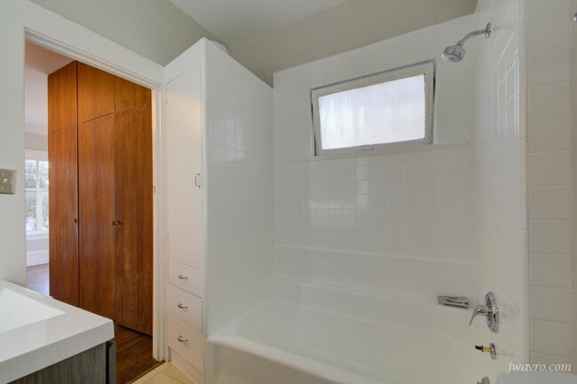 Building Photo - 2989 Jackson St