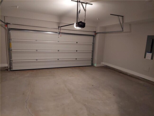 Building Photo - 314 Fair St SW