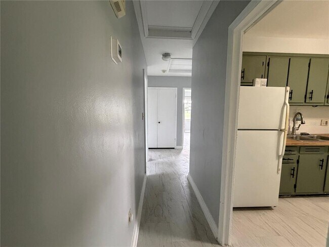 Building Photo - 710 Winthrop Pl