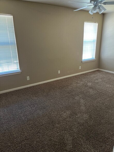 Primary Bedroom - 4708 John David Dr