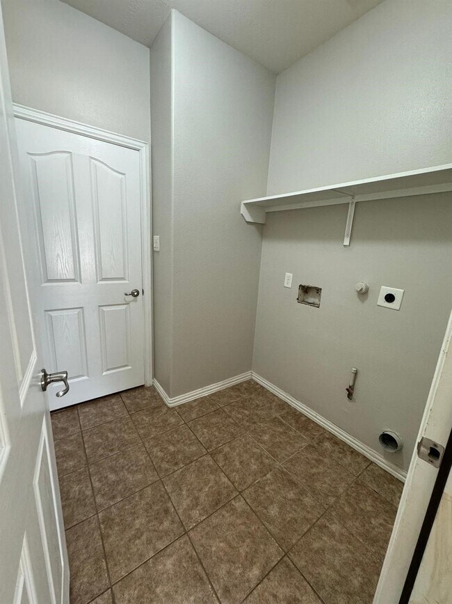 Building Photo - 25614 Crisp Spring Ln