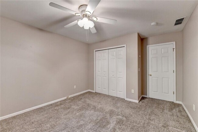 Building Photo - 236 Windy Cir