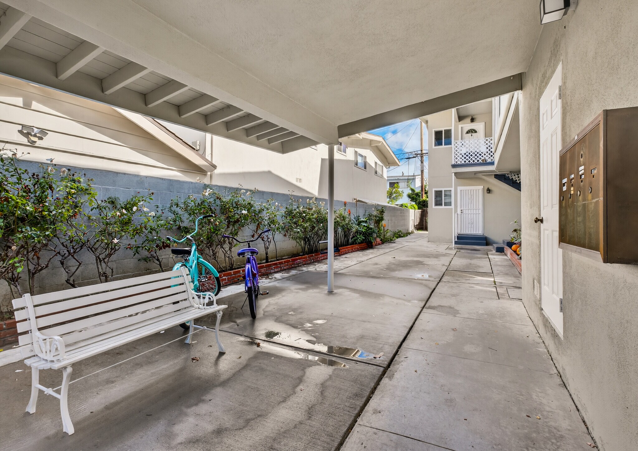 Building Photo - 25218 Loytan St