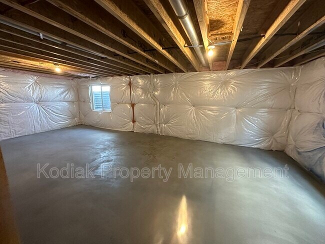 Building Photo - 2134 W 2855 S