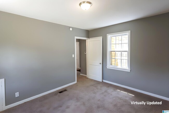 Building Photo - 340 McPherson Ave