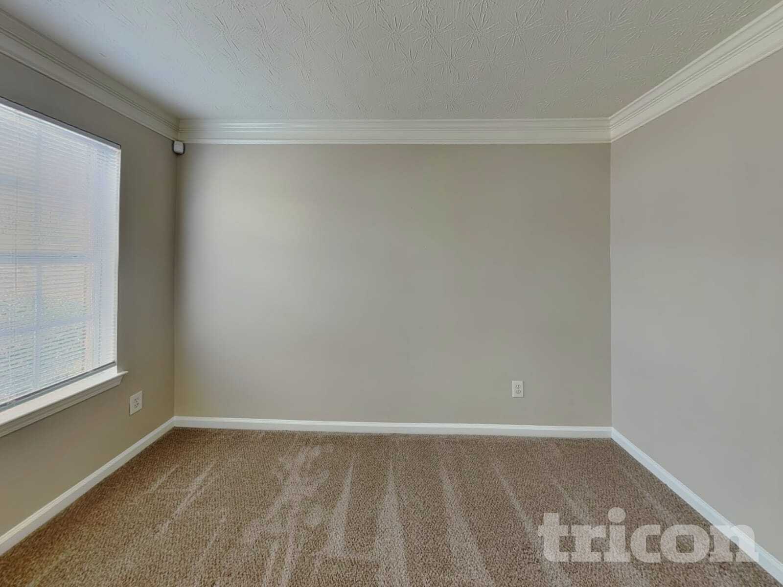 Building Photo - 636 Christina Pl