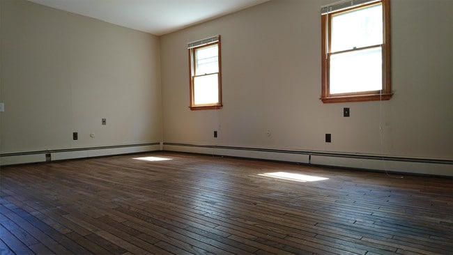 Building Photo - 24 Brandon Ave